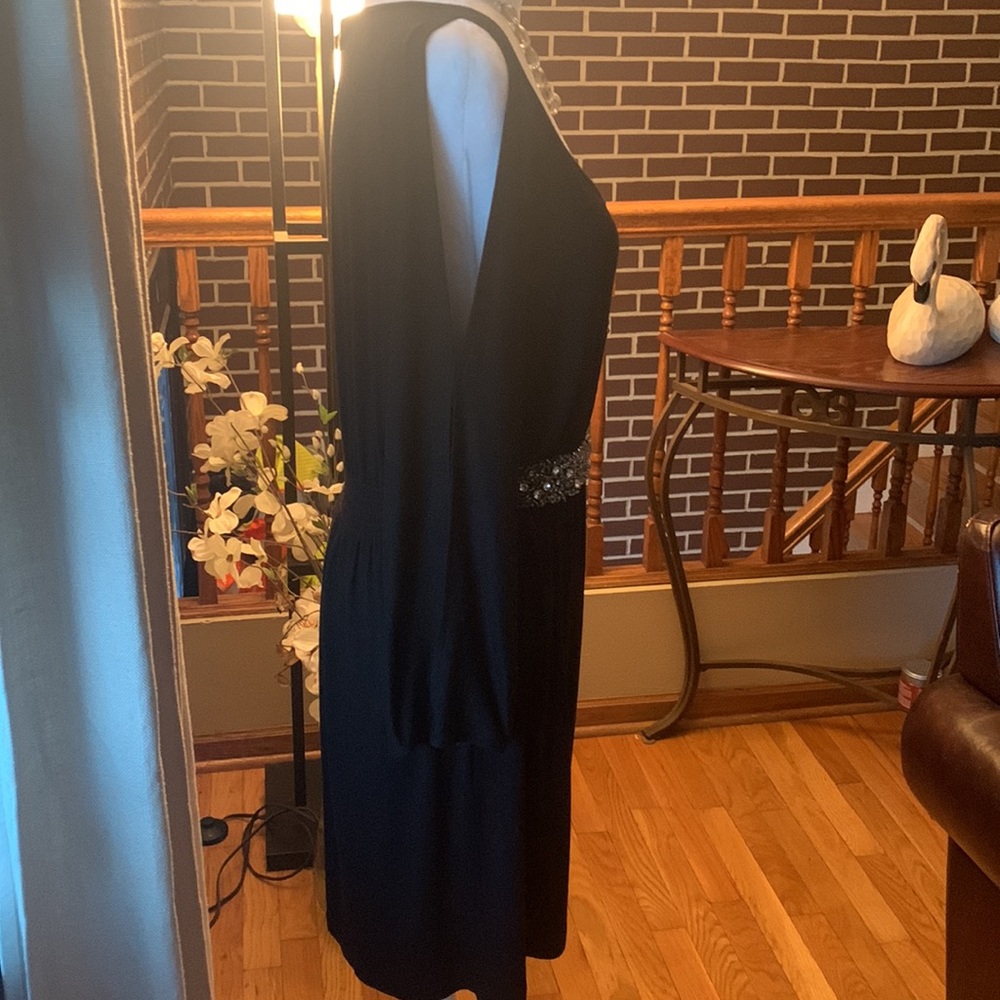 5/$30 Guess Long Sleeve Cold Shoulder Cinched Waist with Embellishments EUC M - Picture 6 of 16